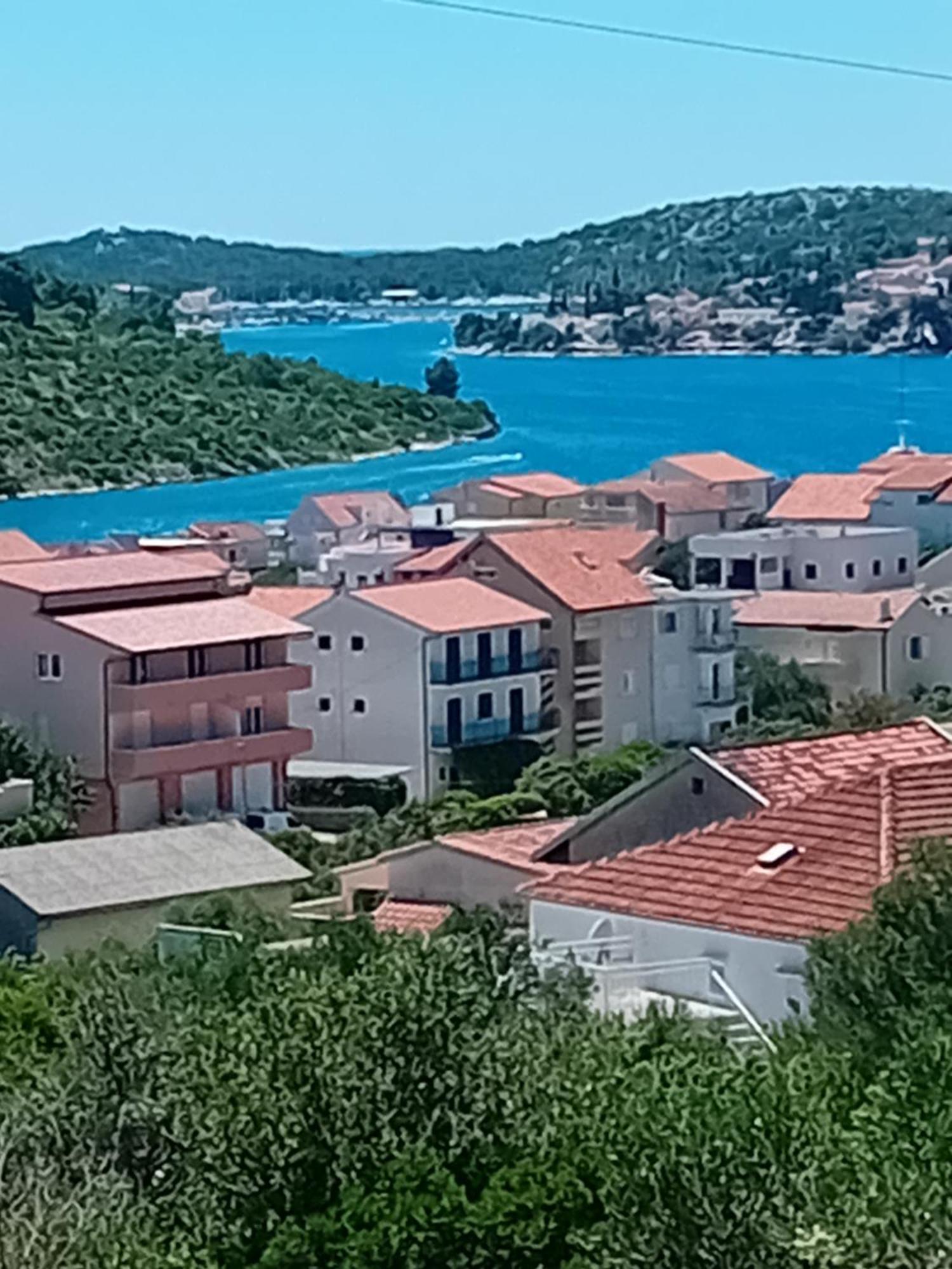 Apartments Zora Рогозница Екстериор снимка